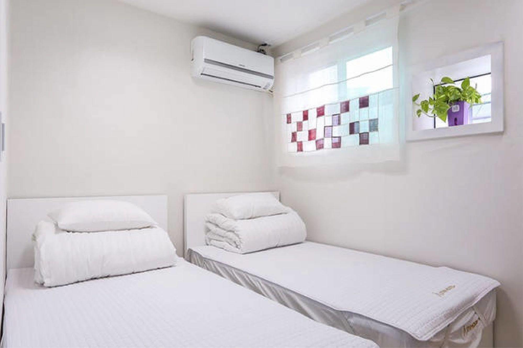 Starhostel Dongdaemun Suite Seoul Exterior photo